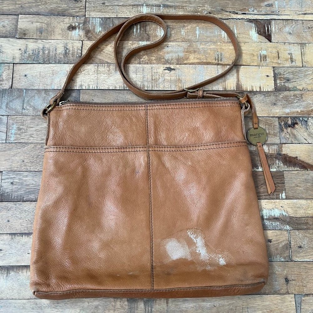 Margot Tan Leather Crossbody Bag w/ Outer Pockets & Hangtag